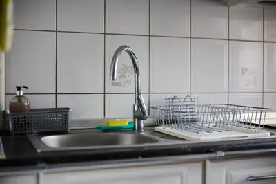 Kuchnia lub aneks kuchenny w obiekcie Szczepin Spacious Apartment by BookingHost