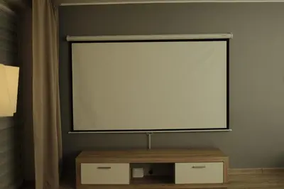 Telewizja i/lub zestaw kina domowego w obiekcie Cozy apartment 5 min walk from Rynek square