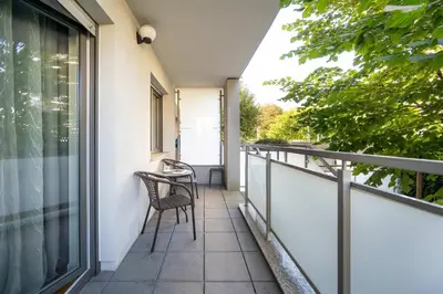 Balkon lub taras w obiekcie Jesionowa 37 Elegancki Apartament i Parking by Noclegi Renters