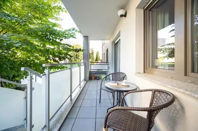 Balkon lub taras w obiekcie Jesionowa 37 Elegancki Apartament i Parking by Noclegi Renters