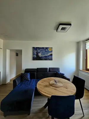 Część wypoczynkowa w obiekcie Apartament Radiostacja V, parking free