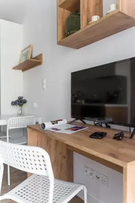 Telewizja i/lub zestaw kina domowego w obiekcie Apartamenty Jaworska 4 - ProperUNIT