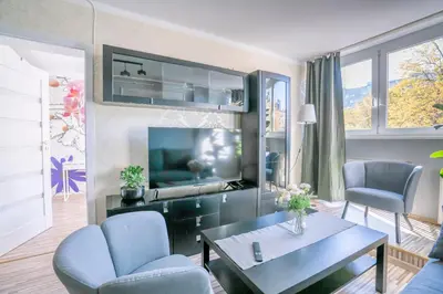 Telewizja i/lub zestaw kina domowego w obiekcie Apartament Flower Check In 24H