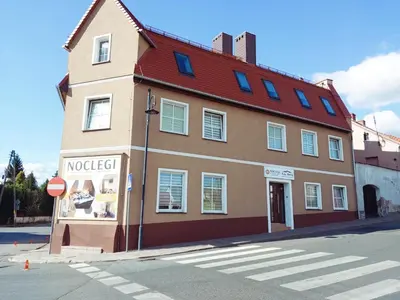 Budynek, w którym mieści się apartament