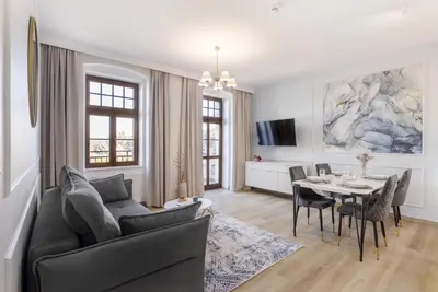Telewizja i/lub zestaw kina domowego w obiekcie Sonata Apartments