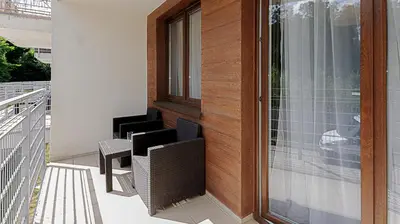 Balkon lub taras w obiekcie Vacation Club - Aleja Zwycięzców 6F Apartament 15