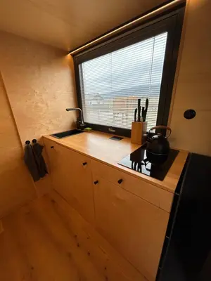 Kuchnia lub aneks kuchenny w obiekcie Czech Tinyhouse Lasówka