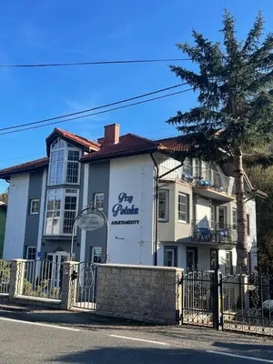 Budynek, w którym mieści się apartament