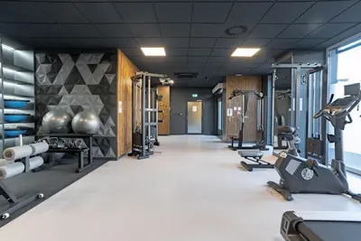 Centrum fitness w obiekcie WrocApartments WestCenter - Parking Free