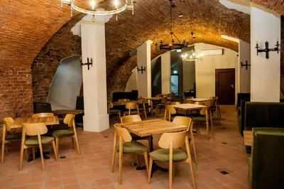 Restauracja lub miejsce do jedzenia w obiekcie Zamek Piastowski w Raciborzu