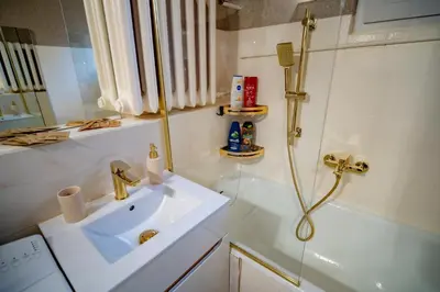 Łazienka w obiekcie Apartament 3 SYPIALNIE, 3 BEDROOMS - Klimatyzacja -
