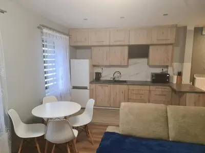 Kuchnia lub aneks kuchenny w obiekcie Apartament mieszkanie do wynajęcia Justyna