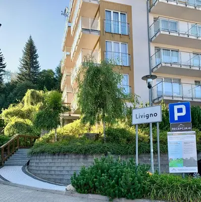Budynek, w którym mieści się apartament