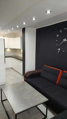 Kuchnia lub aneks kuchenny w obiekcie Ekskluzywny Apartament w Centrum z Klimatyzacją i Balkonem