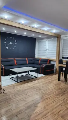 Część wypoczynkowa w obiekcie Ekskluzywny Apartament w Centrum z Klimatyzacją i Balkonem