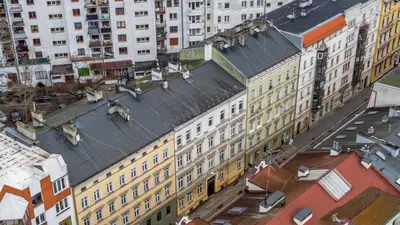 Budynek, w którym mieści się apartament