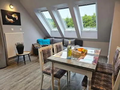 Część wypoczynkowa w obiekcie Lawendowa Kudowa - Apartamenty z dostępem do sauny i jacuzzi