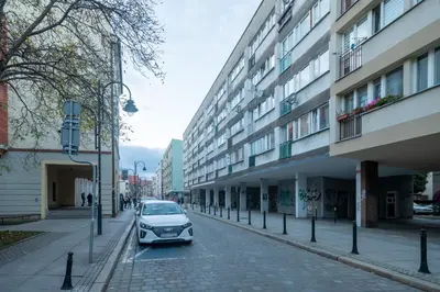 Budynek, w którym mieści się apartament