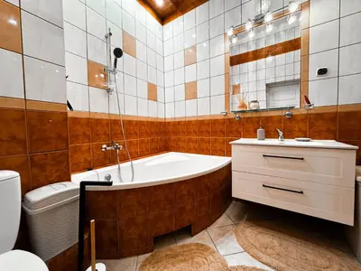 Łazienka w obiekcie Luxury Decor & Amazing Island Views, Center! 5mins Rynek