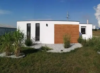 Budynek, w którym mieści się dom wakacyjny