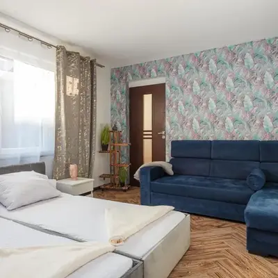 Plac Uniwersytecki 15B