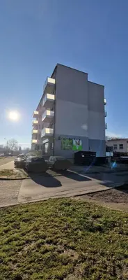 Budynek, w którym mieści się apartament