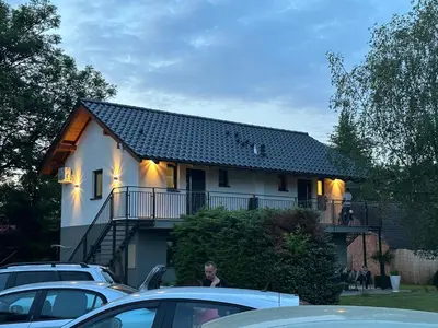 Budynek, w którym mieści się apartament