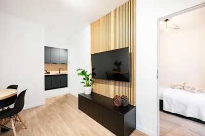 Telewizja i/lub zestaw kina domowego w obiekcie Legnicka Residence apart