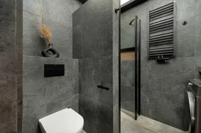 Łazienka w obiekcie Stylish Apartment with Parking Wrocław by Noclegi Renters