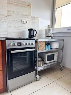 Kuchnia lub aneks kuchenny w obiekcie Słoneczny apartament w Kudowie Zdrój