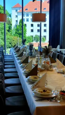 Restauracja lub miejsce do jedzenia w obiekcie Park Hotel & Restauracja Browar Brzeg