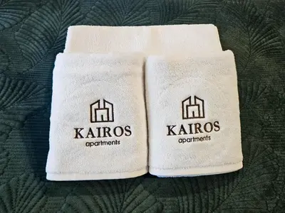 Certyfikat, podpis lub inny dokument wystawiony w obiekcie Kairos Apartments - Onyx - darmowy parking, ścisłe centrum