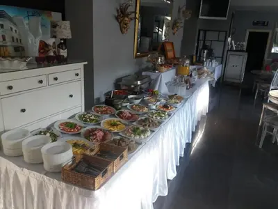 Jedzenie w hotelu lub w pobliżu