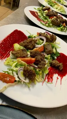 Jedzenie w hotelu lub w pobliżu