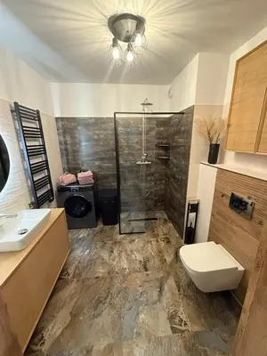 Łazienka w obiekcie Apartament Elegancka Husarska