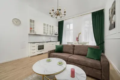 Kuchnia lub aneks kuchenny w obiekcie Jedności Narodowej Stylowy Apartament Wrocław by Noclegi Renters