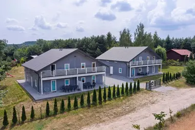 Budynek, w którym mieści się apartament