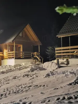 Obiekt Klimatyczne drewniane Domki Jagodna Spalona 6D-2 jacuzzi sauna,trasy rowerowe zimą