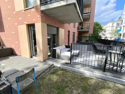 Balkon lub taras w obiekcie Apartament z dużym tarasem - najbliżej PreZero