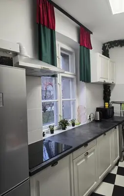 Kuchnia lub aneks kuchenny w obiekcie Apartament HARMONIA ALCHEMIKA 2 łazienki SKI BUS