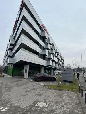 Budynek, w którym mieści się apartament