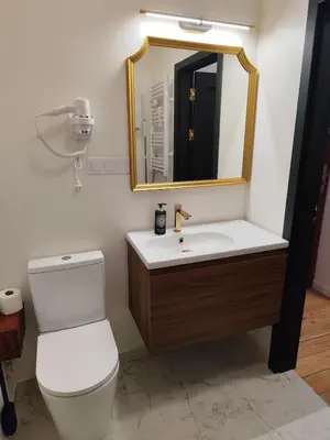 Łazienka w obiekcie Apartament ZIELONY Legnica