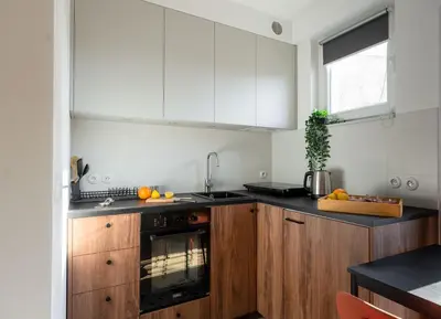 Kuchnia lub aneks kuchenny w obiekcie City Center Apartment 81 - ProperUNIT