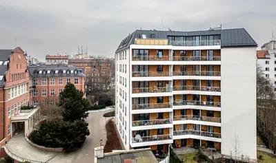 Budynek, w którym mieści się apartament