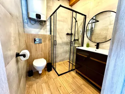 Łazienka w obiekcie Domek wypoczynkowy z sauną i jacuzzi 
