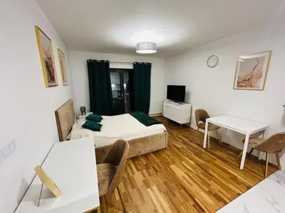 Łóżko lub łóżka w pokoju w obiekcie II Apartament-Free Parking 10 min Rynek i PKP
