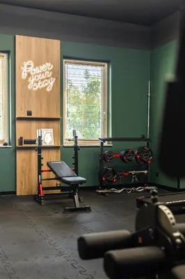 Centrum fitness w obiekcie DeSilva Inn Opole