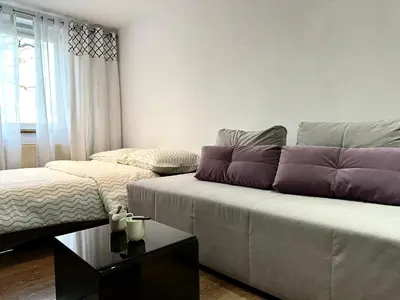 Łóżko lub łóżka w pokoju w obiekcie Chrobrego Apartment - Self check-in 20h - parking