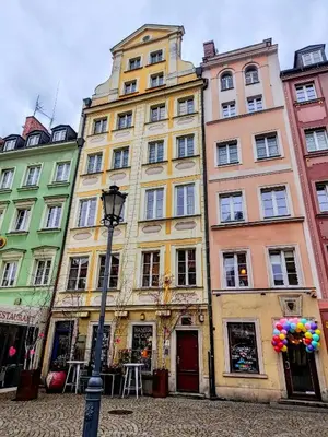 Budynek, w którym mieści się apartament