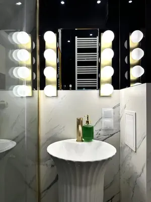 Łazienka w obiekcie Świdnicka Apartment - 200m Main Square - Self Check-In 20h